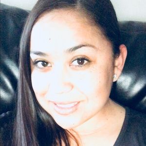 Meet your Posher, Consuelo